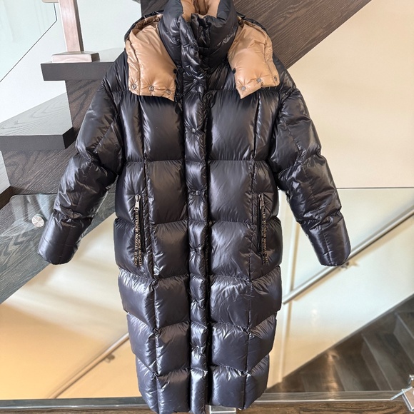 MONCLER - Women’s Parnaiba Hooded Long Down Jacket - Size 0 - Picture 1 of 8